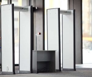 بوابات مرور الافراد والاشخاص الامنية